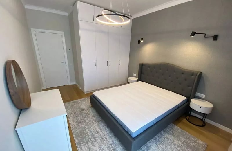 Location longue durée d’un appartement de 2 pièces, 51 m², dans le complexe One Timpuri Noi, 3e secteur, Bucarest, Roumanie