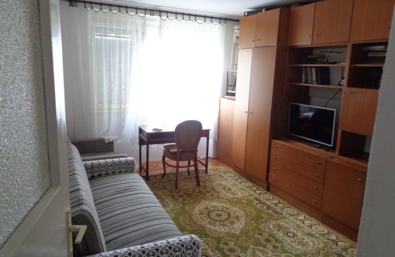 Fully furnished 55 m² apartment for rent, Teslino Naselje, Subotica, Serbia