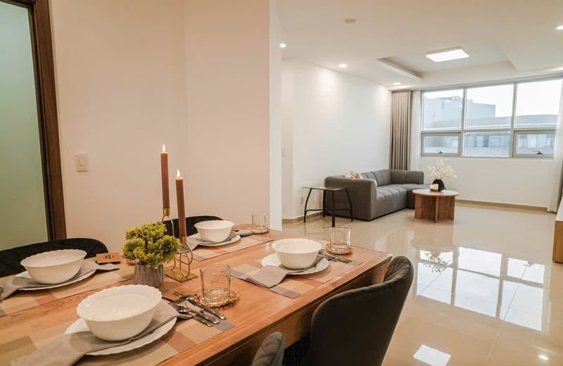 Luxuriöses 2-Zimmer-Apartment, Blooming Tower, Da Nang, Vietnam zu vermieten
