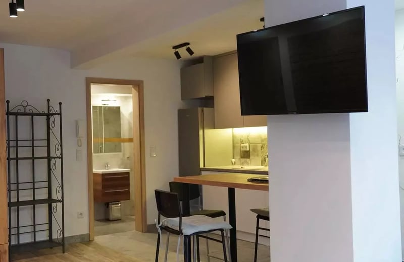 Alquiler a largo plazo de estudio de 30 m² en el centro de Cracovia, Polonia