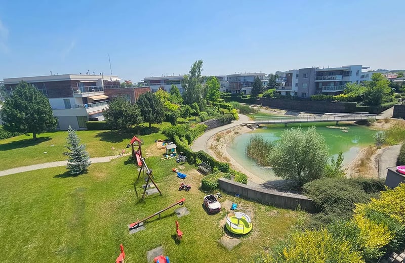 Долгосрочная аренда 3-комнатной квартиры 81 м² в Сенец, Словакия