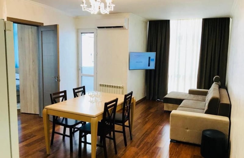 Alquiler de buen apartamento amueblado, 51 m², Batumi, Georgia