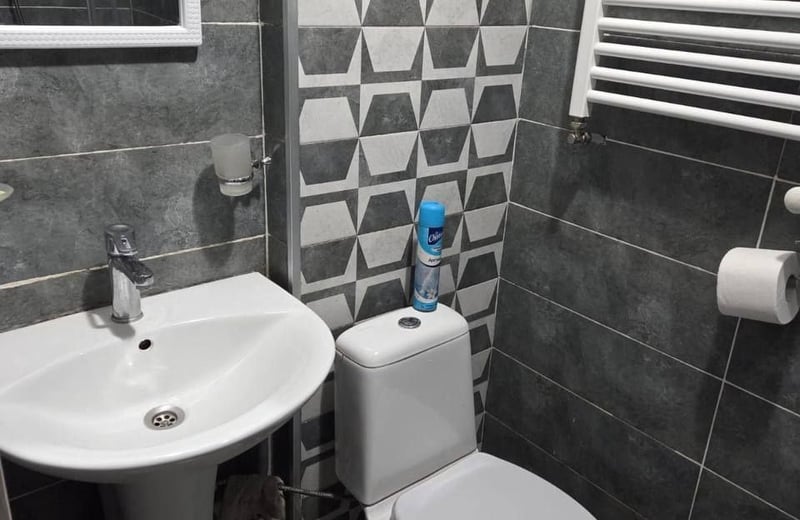 Location appartement confortable meublé, 54 m², Batumi, Géorgie