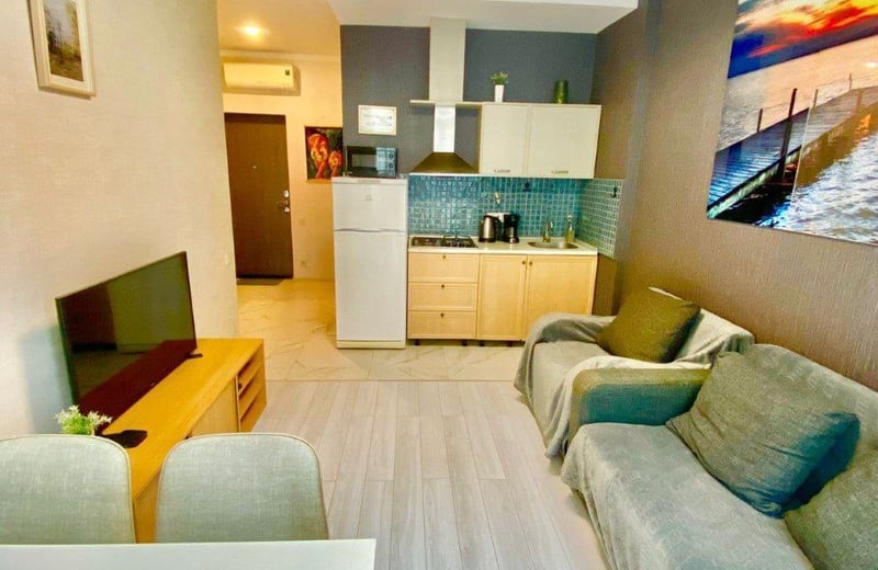 Комфортная меблированная квартира 45 м² с видом на море в аренду, Батуми, Грузия