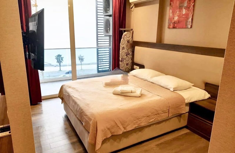 Location appartement moderne meublé, 49 m², Batumi, Géorgie