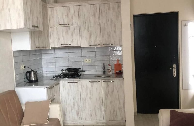 Location appartement confortable, meublé, 40 м², Batumi, Géorgie