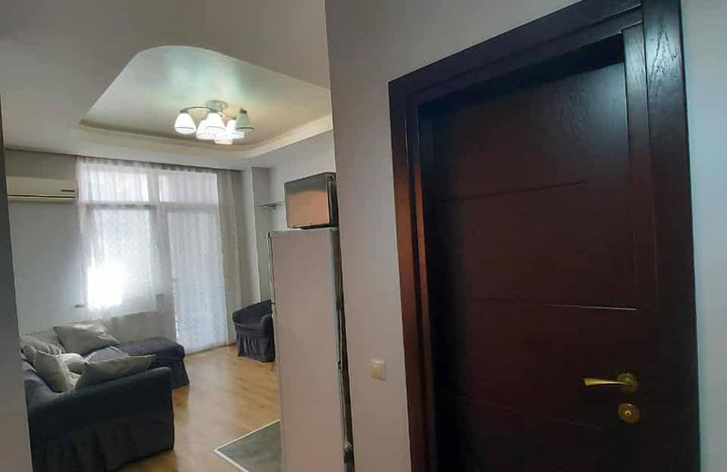 Helle, möblierte Wohnung zur Miete, Batumi, Georgien