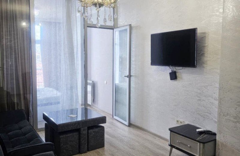 Location appartement moderne, meublé, proche de la mer, 45 м², Batumi, Géorgie