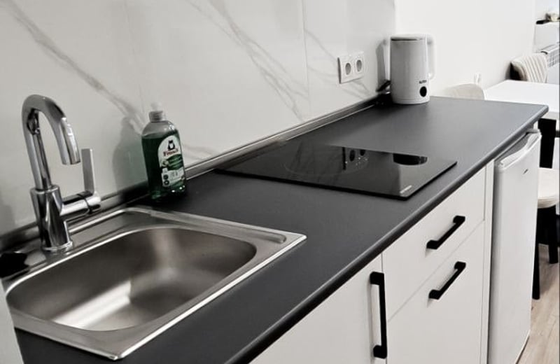 Location studio cosy, meublé en résidence Calligraphy, Batumi, Géorgie