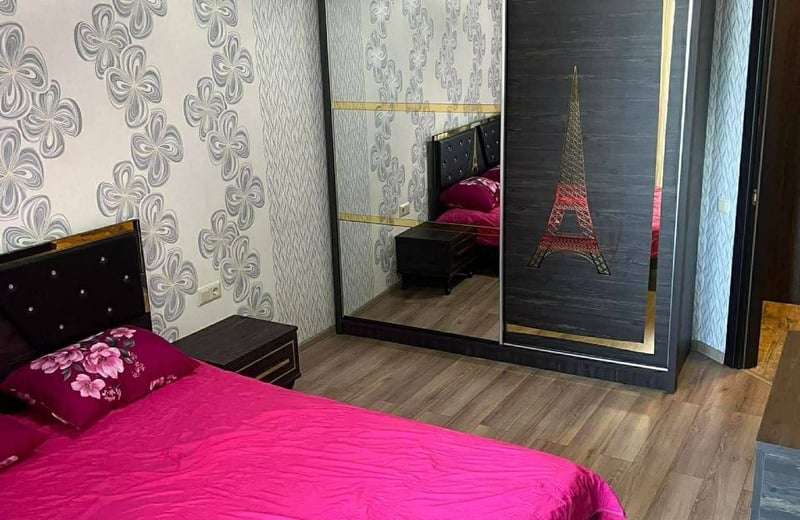 Location longue durée appartement cosy avec 1 chambre, 55 m², Batouми, Géorgie