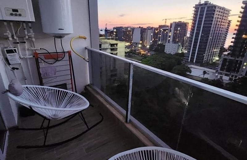 Alquiler de acogedor estudio con vista al mar, 29 m², Batumi, Georgia