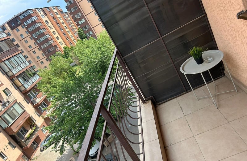 Alquiler de un amplio apartamento de 2 habitaciones, 55 m², Militari Residence, sector 6, Bucarest, Rumanía