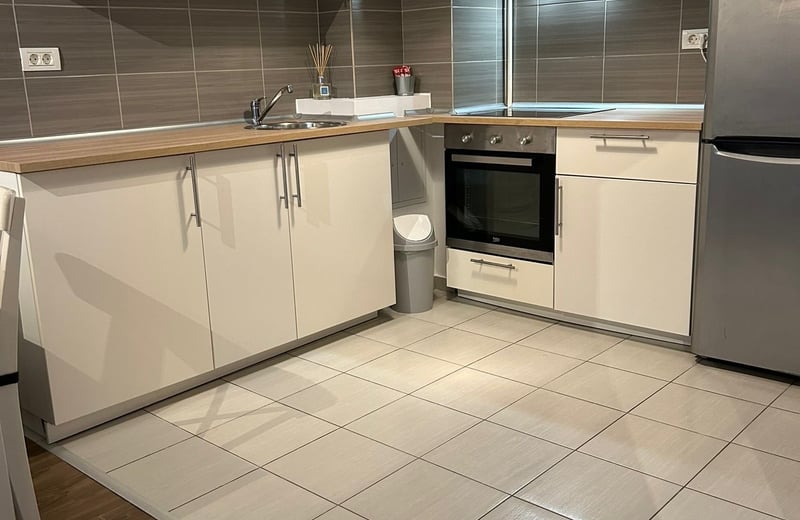 Alquiler de un amplio apartamento de 2 habitaciones, 55 m², Militari Residence, sector 6, Bucarest, Rumanía