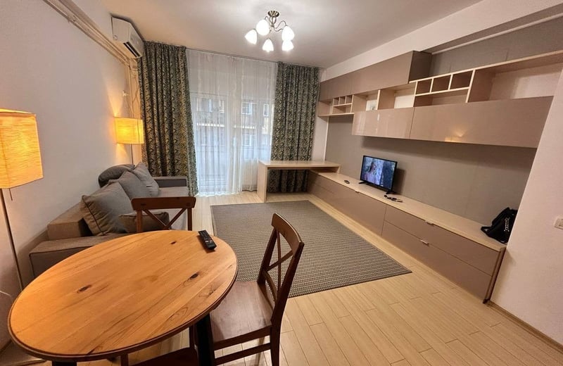 Location d'appartement confortable et meublé dans le quartier Militarii Residence, Bucarest, Roumanie