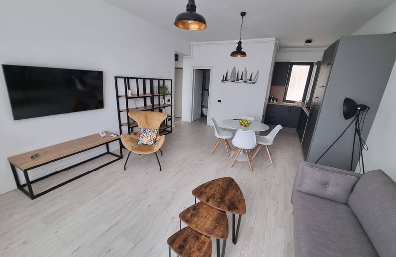 Rent of cozy 2-room apartment 57 m², Tomis Nord, Constanța, Romania