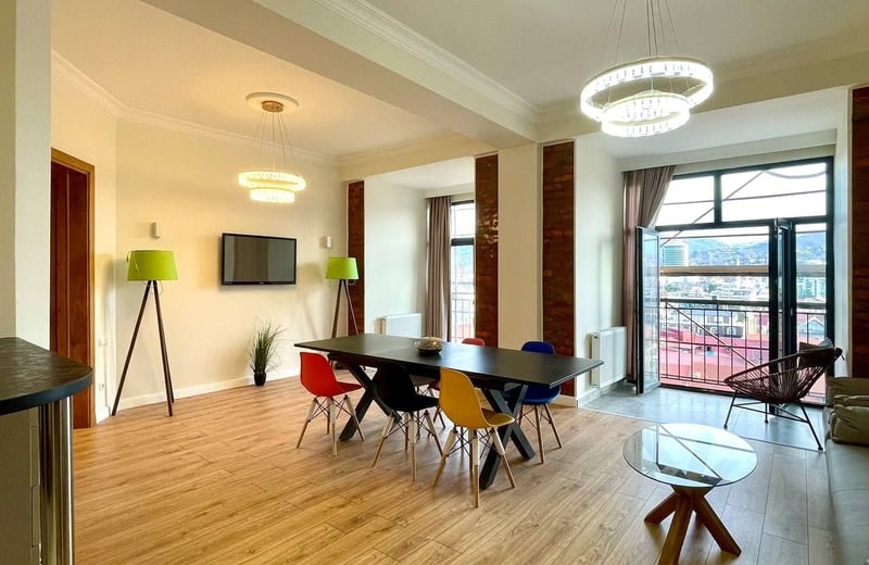 Location d'un appartement spacieux, 85 m², Batumi, Géorgie