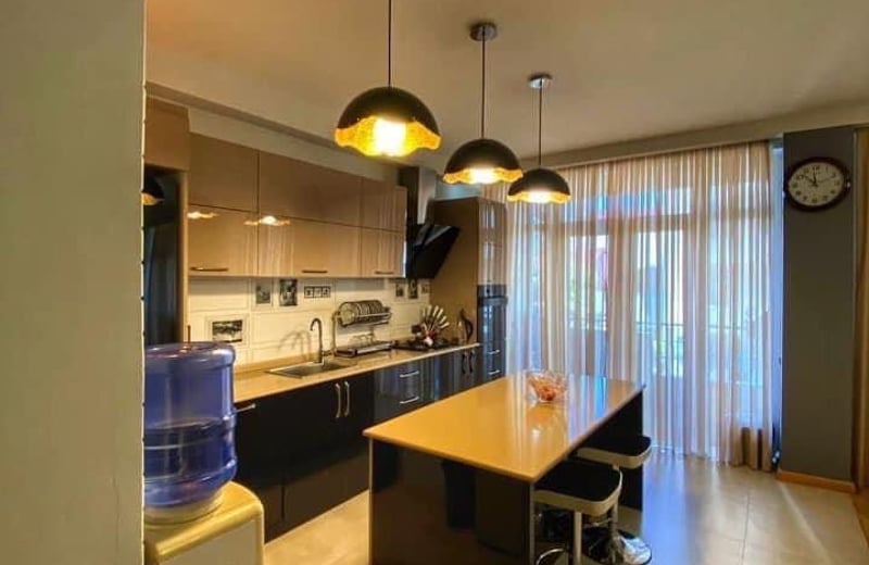 Moderne und geräumige 113 m² Wohnung mieten, Batumi, Georgien