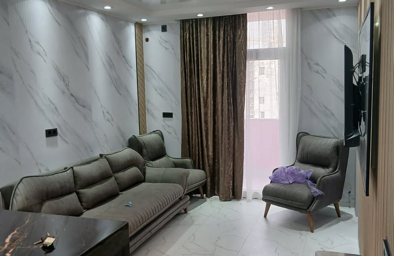 Vermietung einer geräumigen, vollmöblierten Wohnung, 60 m², Batumi, Georgien