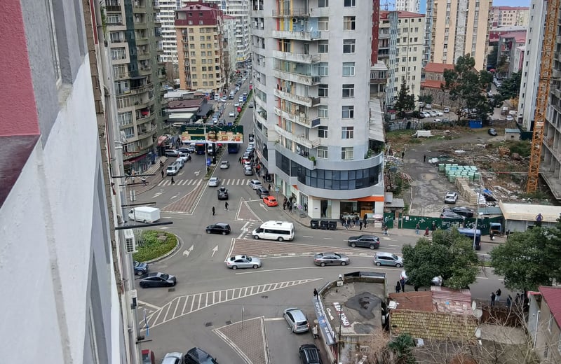 Vermietung einer geräumigen, vollmöblierten Wohnung, 60 m², Batumi, Georgien