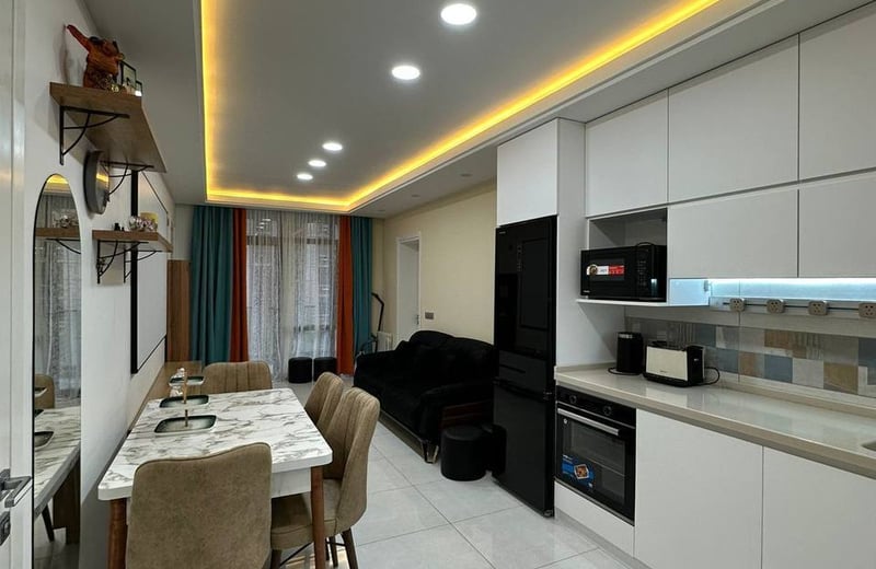 Alquiler de apartamento amplio y completamente amueblado, 70 m², Batumi, Georgia