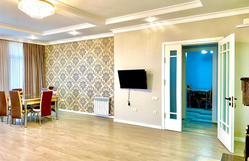 Alquiler de casa de lujo con piscina, Batumi, Georgia