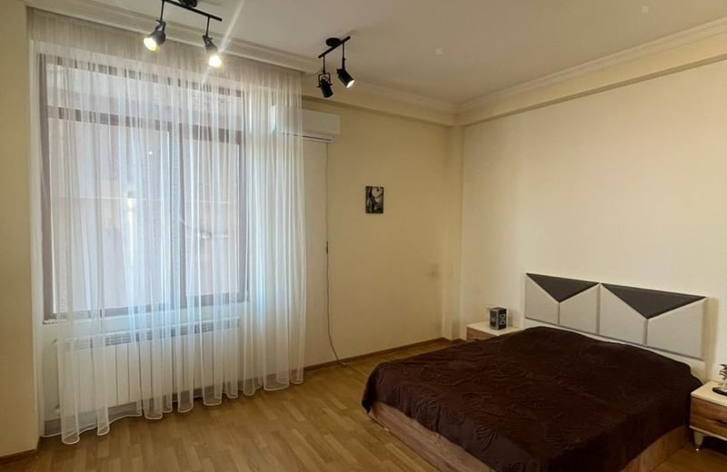 Alquiler de apartamento espacioso, elegante, 147 m², Batumi, Georgia