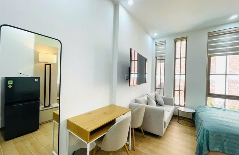 Long-term furnished 35 m² studio apartment rental, Da Nang, Vietnam
