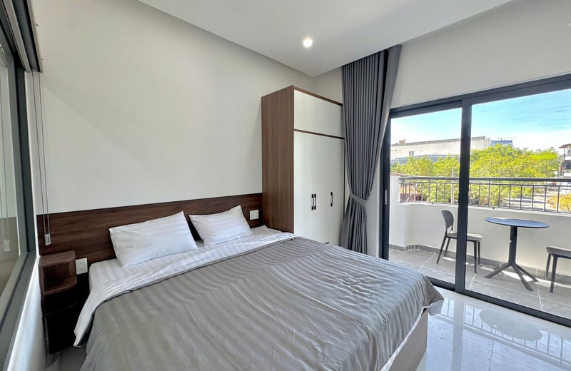 Furnished 1-bedroom apartment rental with amazing sea and mountain views, Da Nang, Vietnam