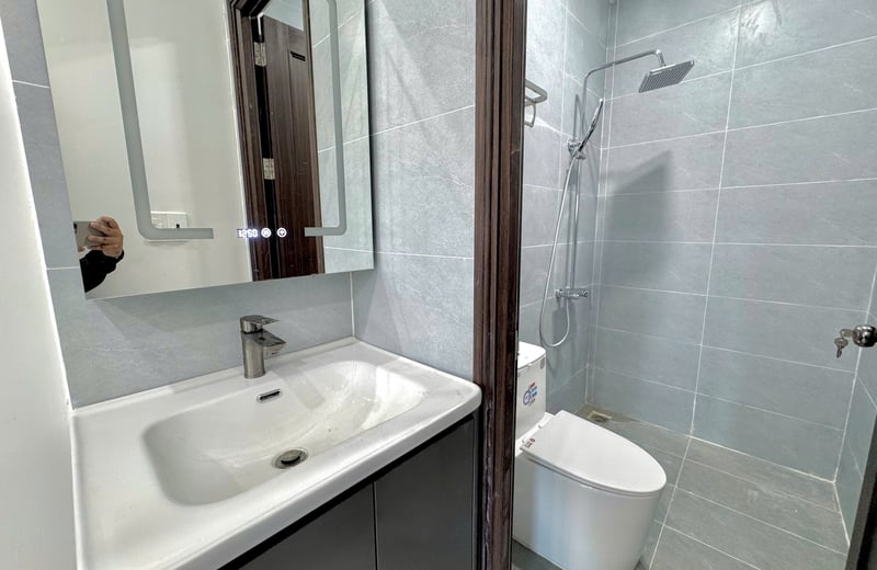 Furnished 1-bedroom apartment rental with amazing sea and mountain views, Da Nang, Vietnam
