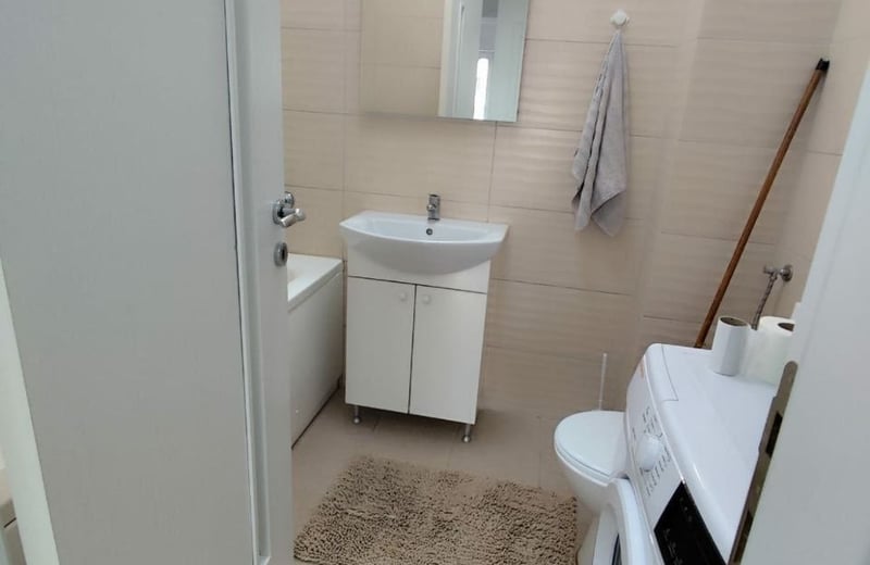 Location d’un appartement spacieux de deux pièces, secteur 6, Bucarest, Roumanie