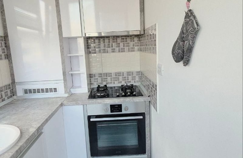 Rent of a furnished two-room apartment, 60 m², Bucharest, Sector 6, Romania