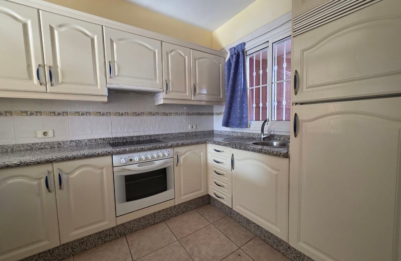 Comfortable, furnished apartment in Los Cristianos for rent, Tenerife, Spain
