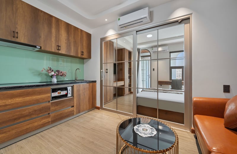 Аренда современной и светлой квартиры у пляжа, Дананг, Вьетнам