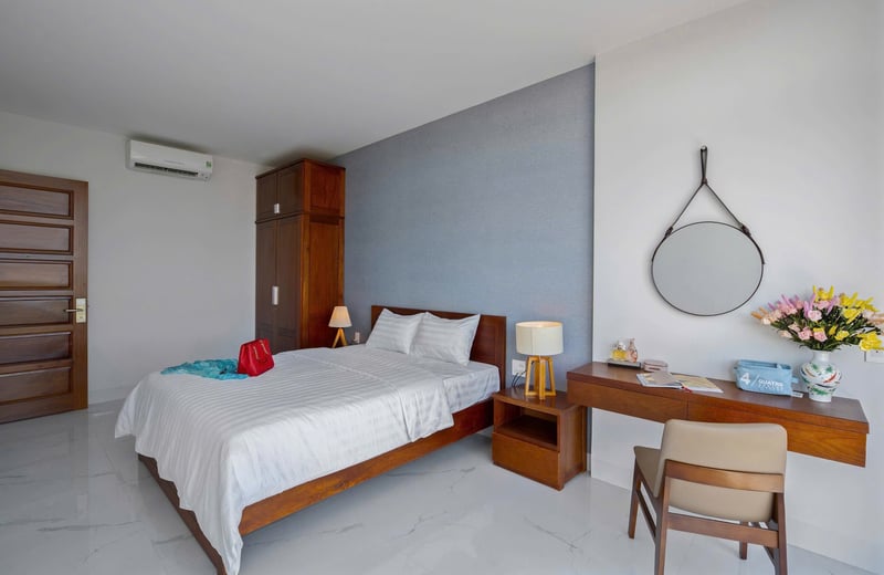 Cozy furnished apartment for rent with a large balcony, Son Tra District, Da Nang, Vietnam
