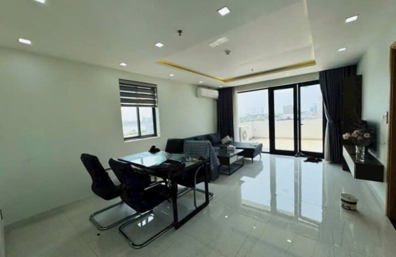 Cozy, spacious apartment for rent with river view, Da Nang, Vietnam