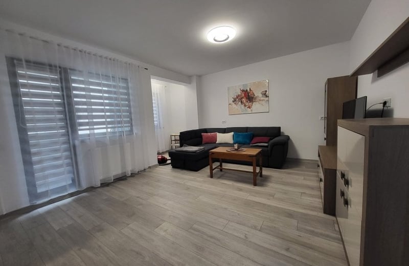 Alquiler de apartamento nuevo, moderno, Constanta, Rumania