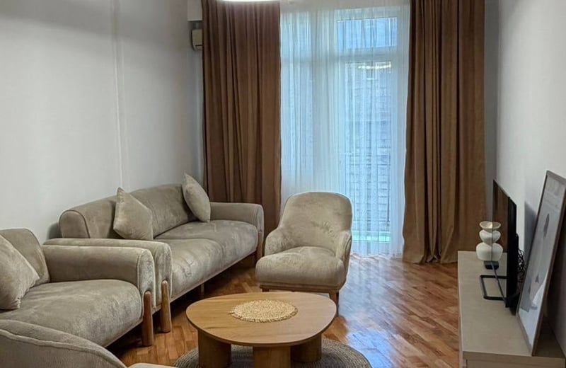 Appartement spacieux 85m² à louer, Batoumi, Géorgie