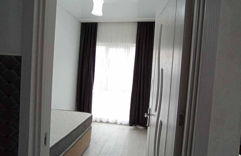 Apartamento espacioso y luminoso 75m² en alquiler, Batumi, Georgia