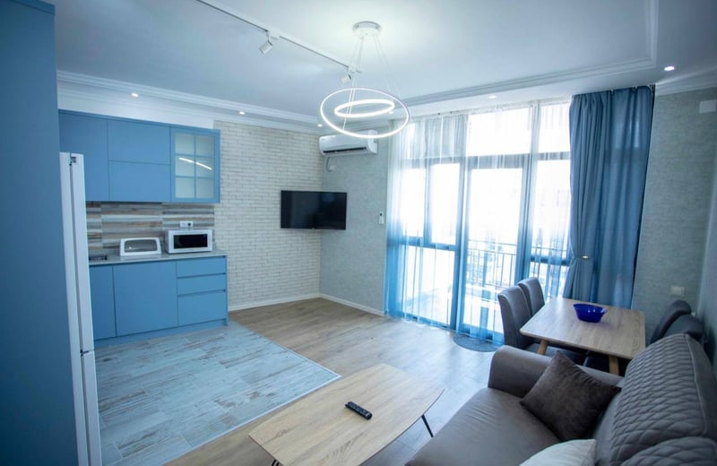 Helle Wohnung 65m² zur Miete, Batumi, Georgien
