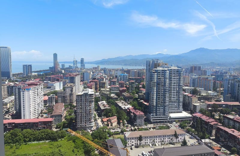 Аренда просторной, современной квартиры 90м², Батуми, Грузия