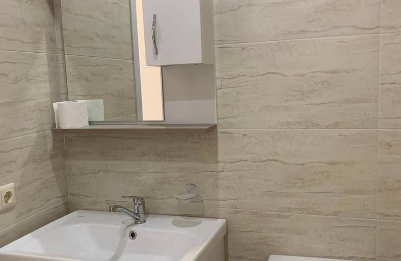 Apartamento 56m² con vista al mar en alquiler, Batumi, Georgia