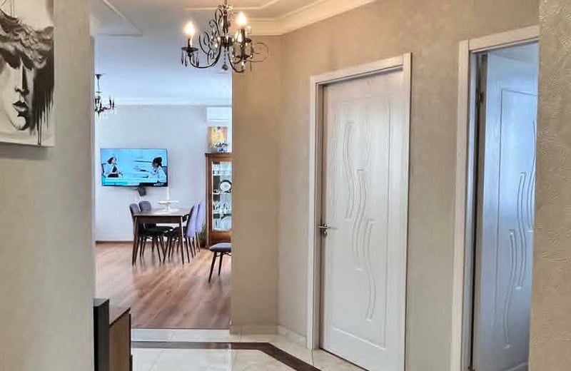 Appartement spacieux et moderne 80m² à louer, Batoumi, Géorgie