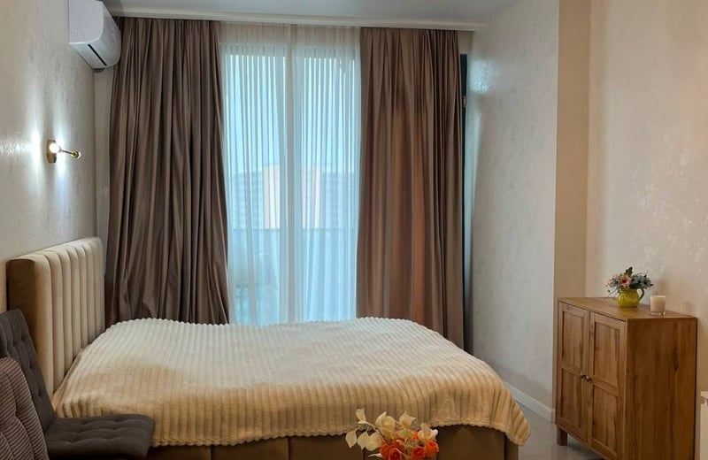 Apartamento de lujo y luminoso en alquiler, Batumi, Georgia
