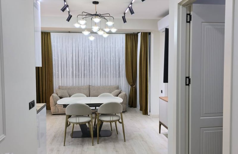 Appartement moderne et spacieux 85m² à louer, Batoumi, Géorgie