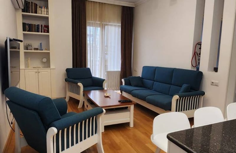 Modern Spacious Apartment 98m² for Rent, Batumi, Georgia