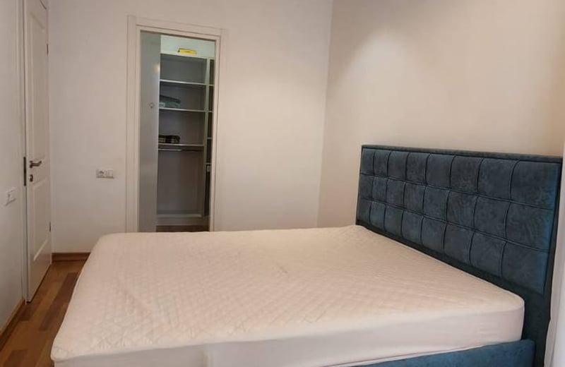 Modern Spacious Apartment 98m² for Rent, Batumi, Georgia
