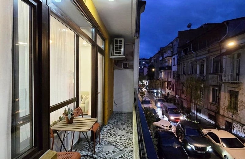 Moderne Wohnung 64m² im Stadtzentrum Altstadt von Batumi zu vermieten