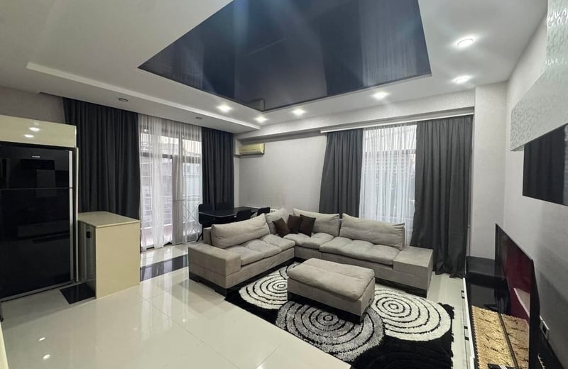 Spacious 90m² apartment for rent in the center of Batumi