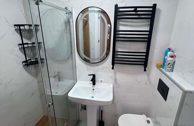 Appartement spacieux (52m²) à louer avec vue sur la mer, Batoumi, Géorgie