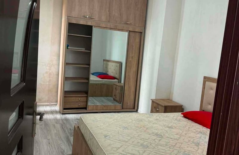 Сдаётся в аренду просторная и меблированная квартира (70м²) в Батуми, Грузия
